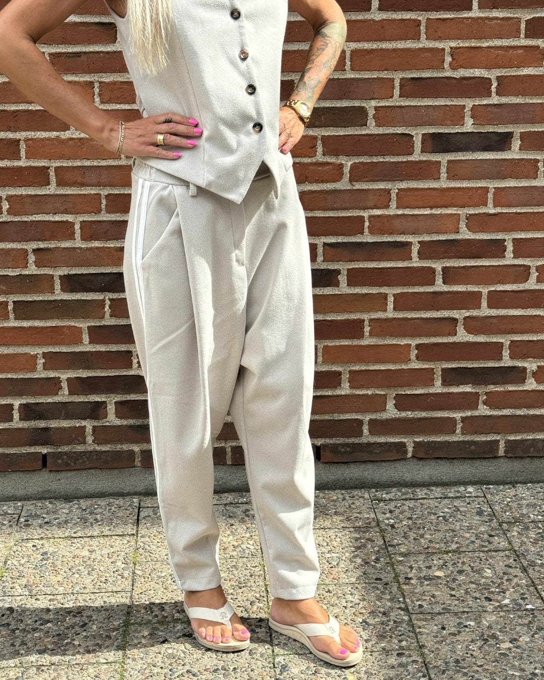 Marta buks (246127)